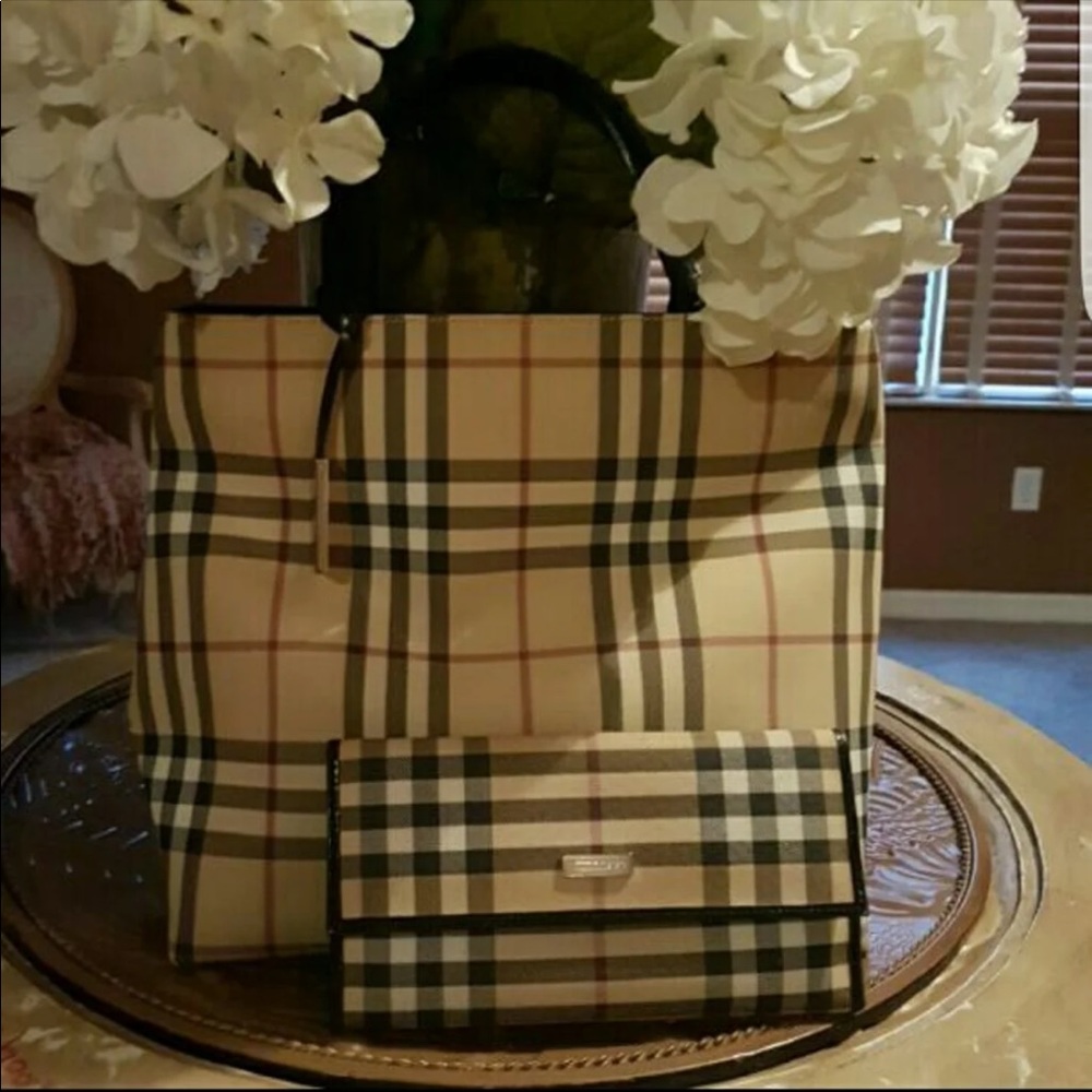 Burberry Nova tote
